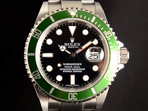 orologio rolex ghiera verde prezzo|orologio rolex submariner.